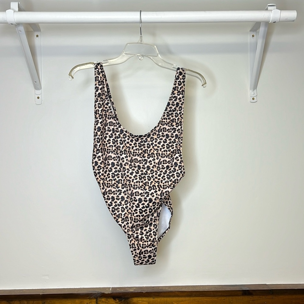 NWT Amazon Leopard‎ Cheeky One Piece Bathing Suit- Medium